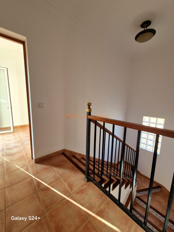 Chalet Adosado en Zona Residencial de Cala Mandia