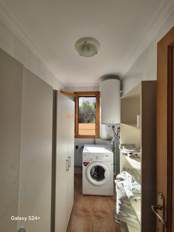 Chalet Adosado en Zona Residencial de Cala Mandia