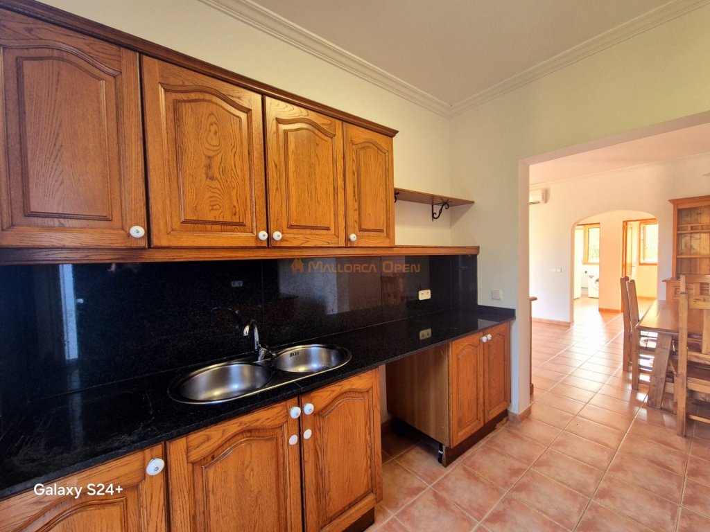 Chalet Adosado en Zona Residencial de Cala Mandia