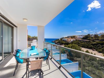Terraced house in Cala Mandia