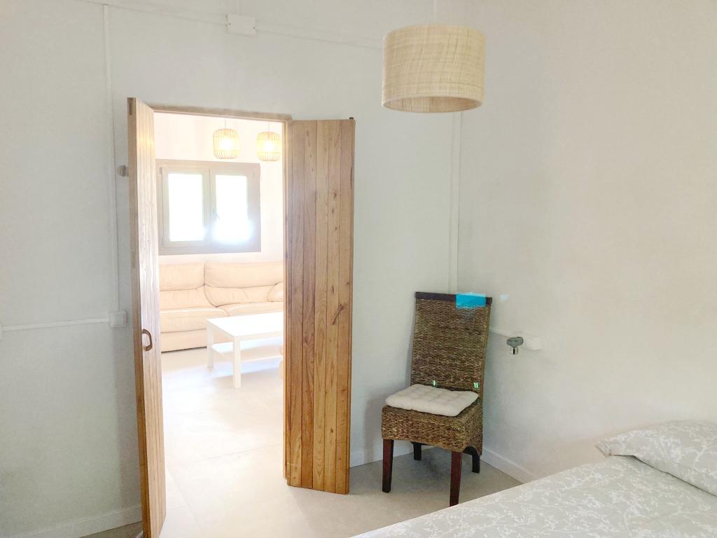 TEMPORADA: Chalet con jardín en Cala Mondragó - Santanyí -- CH 78