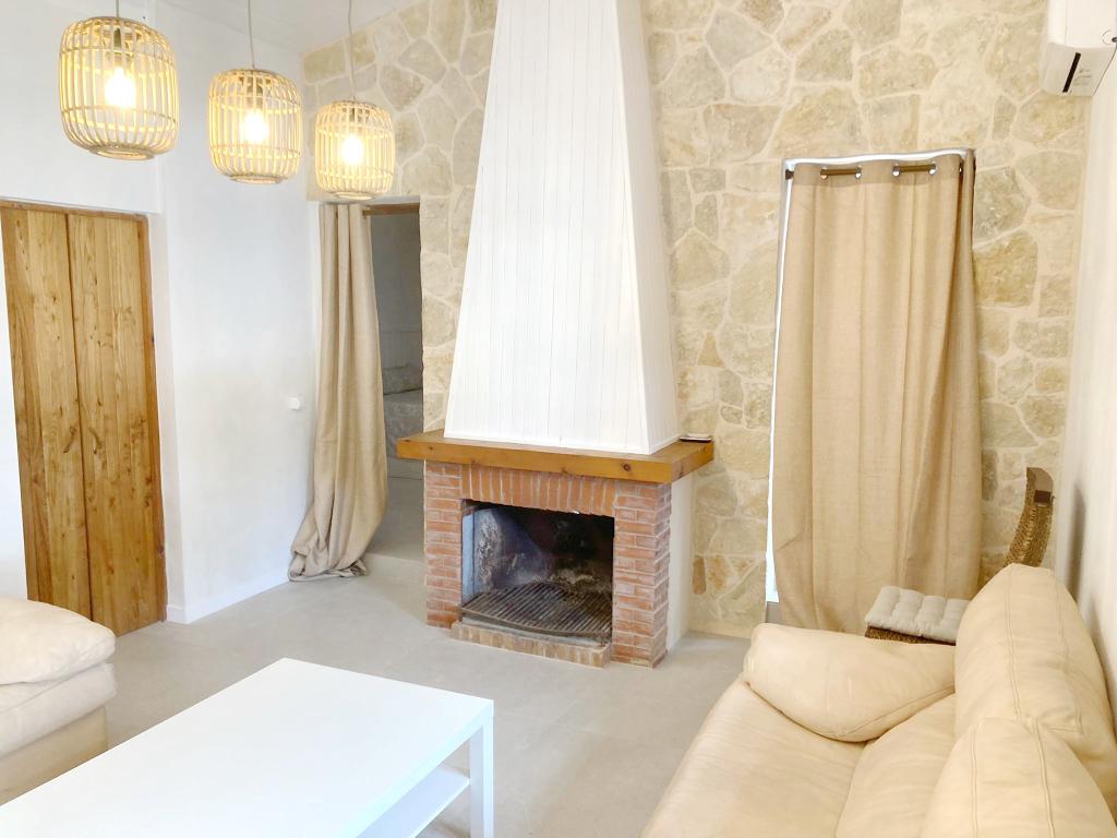 TEMPORADA: Chalet con jardín en Cala Mondragó - Santanyí -- CH 78