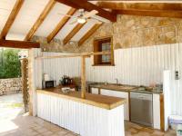 SEASON: Single-storey chalet with kl. Pool in a green zone - near Cala Mondragó - Santanyi - CH