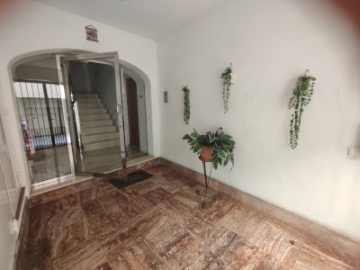 TEMPORADA: Apartamento moderno en planta baja sin terraza en el centro de Felanitx --- AP 26 T