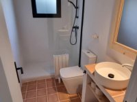 Temporada/Invierno: Chalet en planta baja, reformado, en ubicación boscosa junto a la bahía de Cala Llombards - CH 12 WT