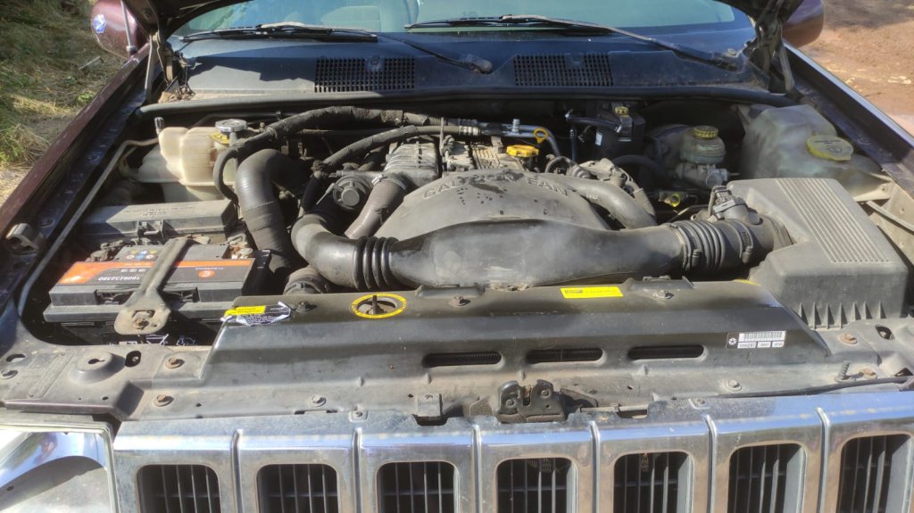 SALE Jeep Grand Cherokee 2.5 TD Laredo 5P 4x4