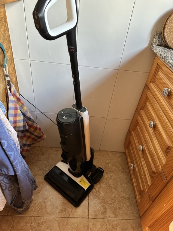 Tineco Floor One S5 – Vacuum and Floor Cleaner 2-in-1