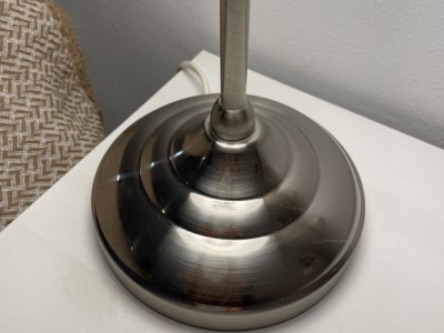 Lámparas de mesa de acero inoxidable con pantalla blanca - lámparas de noche