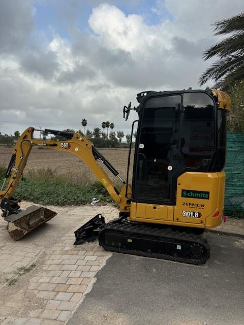 Rental of a wheel loader/mini excavator Island-wide