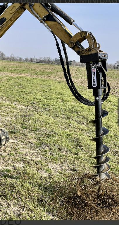 Rental of a wheel loader/mini excavator Island-wide