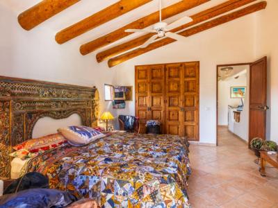 Villa de estilo ibicenco con piscina en Cielo de Bonaire, Alcudia