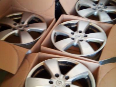 VW Touraeg Porsche Cayenne L21 4x llantas de aluminio 18inches