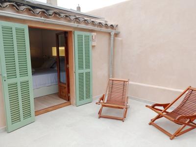 WINTER: Well-kept and renovated village house with courtyard in Cas Concos --- DH 66 WT