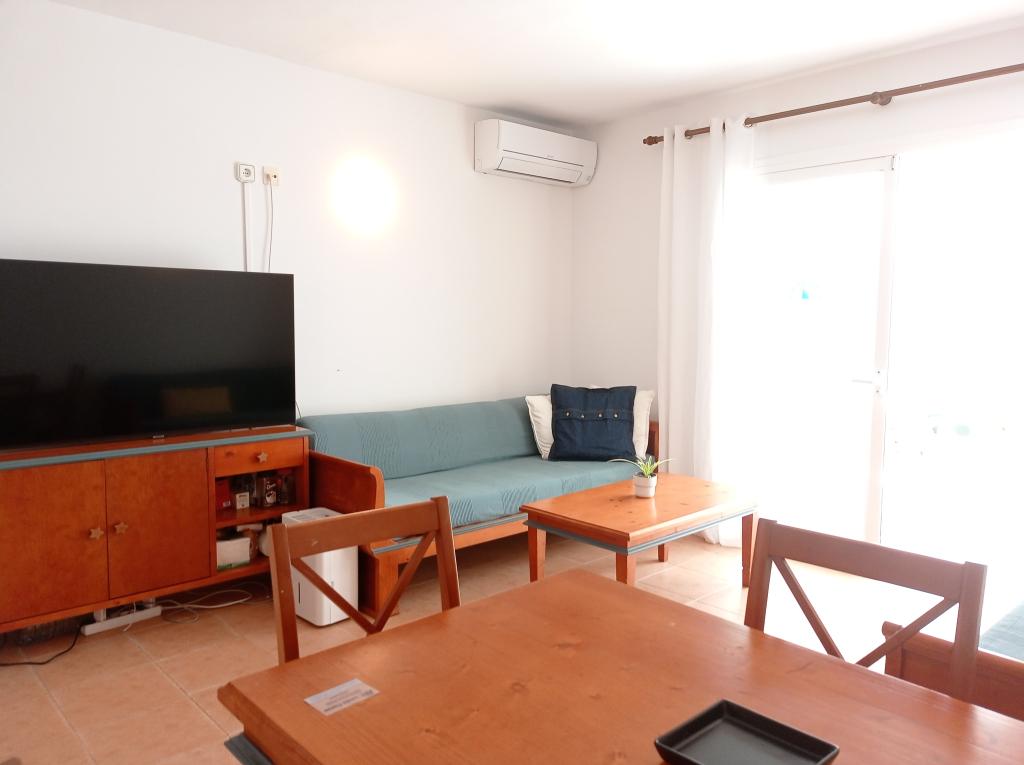 Winter season: Ground floor apartment with terrace near the harbour of Cala Dor --- AP 14 WT