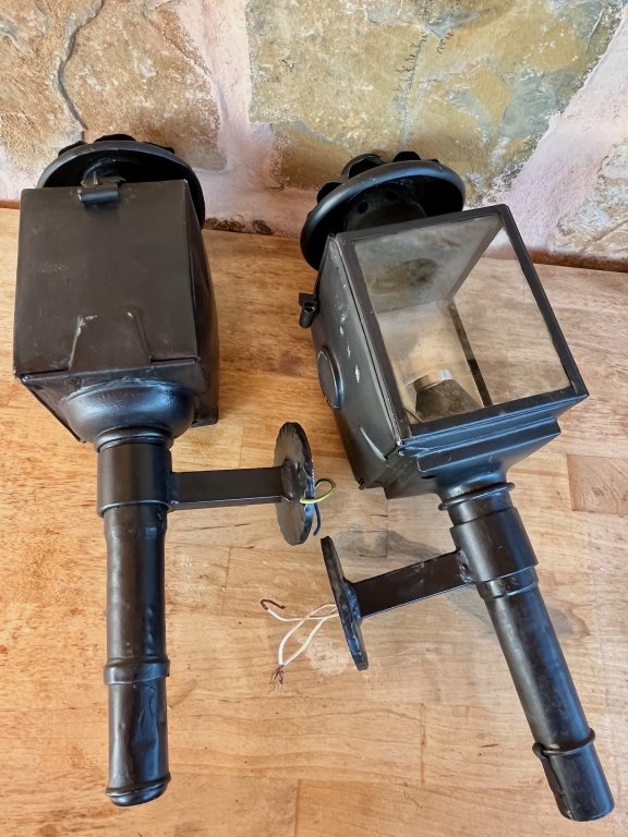 Dos lámparas Fiaker nostálgicas – ¡estilo con historia!